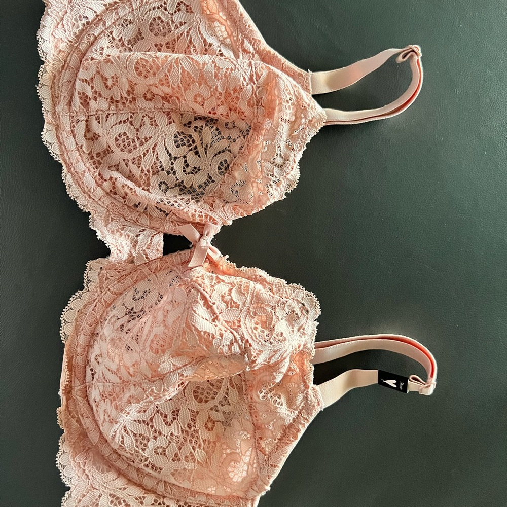 NWT-Victoria’s Secret 34DDD Body by Victoria